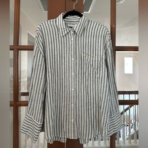 NEW 🆕 WITH TAGS! American Eagle Outfitters Striped Shirt w/ Adorable Back